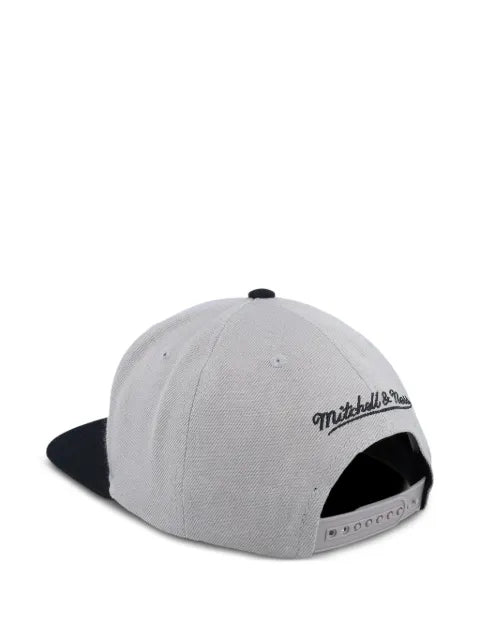 Mitchell & Ness Top Letter baseball cap