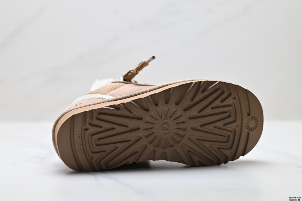 UGG Lowmel Shearling Casual Shoes