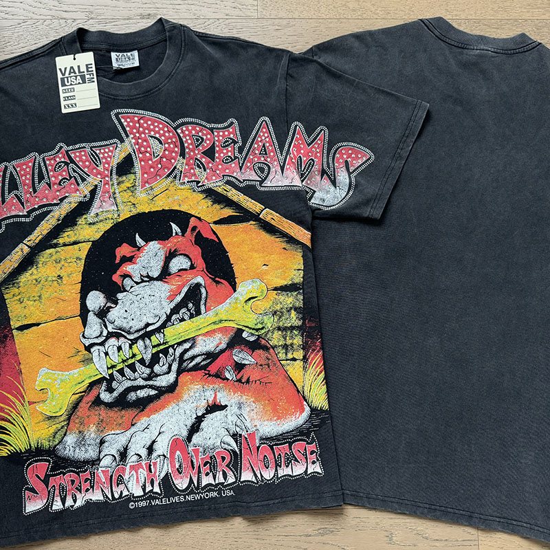 VALE USA Dreams Graphic Short-Sleeve T-Shirt