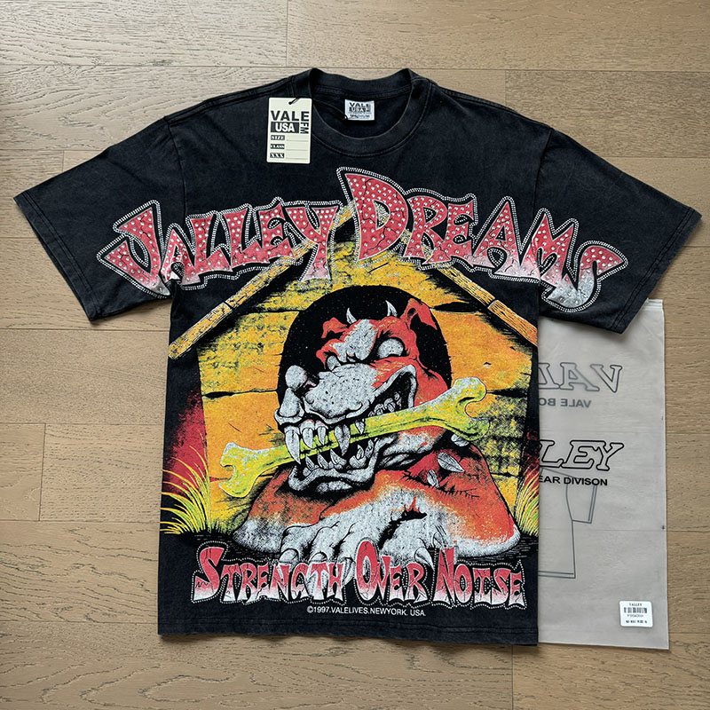 VALE USA Dreams Graphic Short-Sleeve T-Shirt