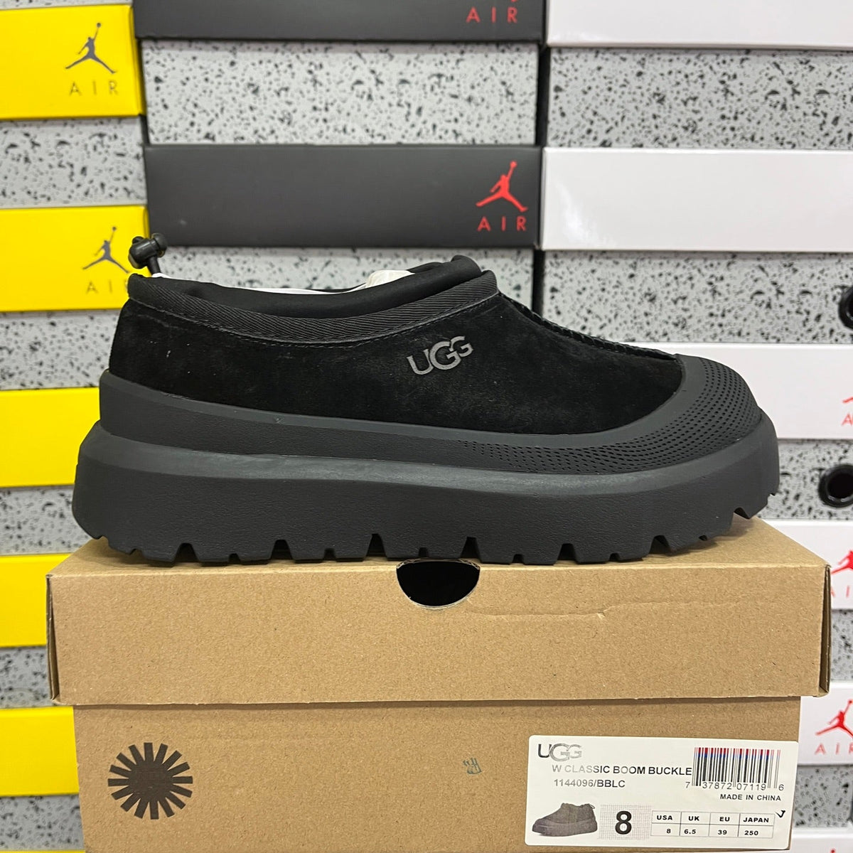 UGG Platform Low-Cut Snow Boots