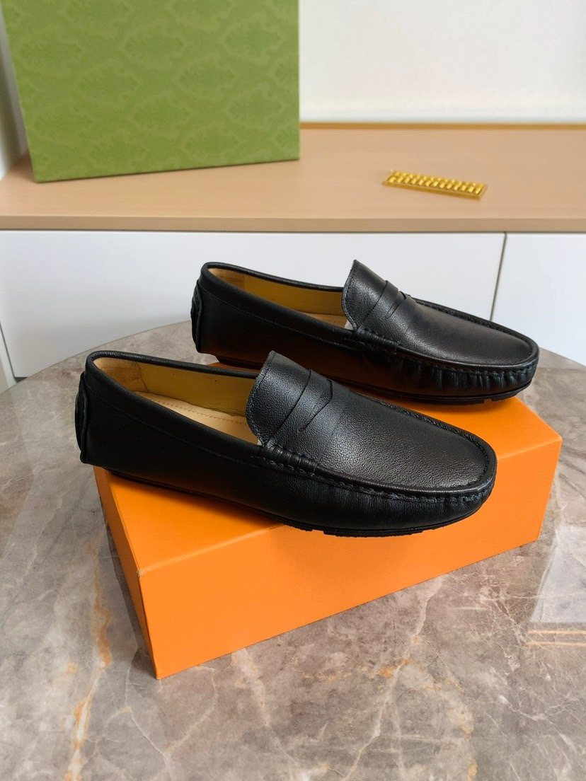 Louis Vuitton Men's Black Moc-Toe Loafers