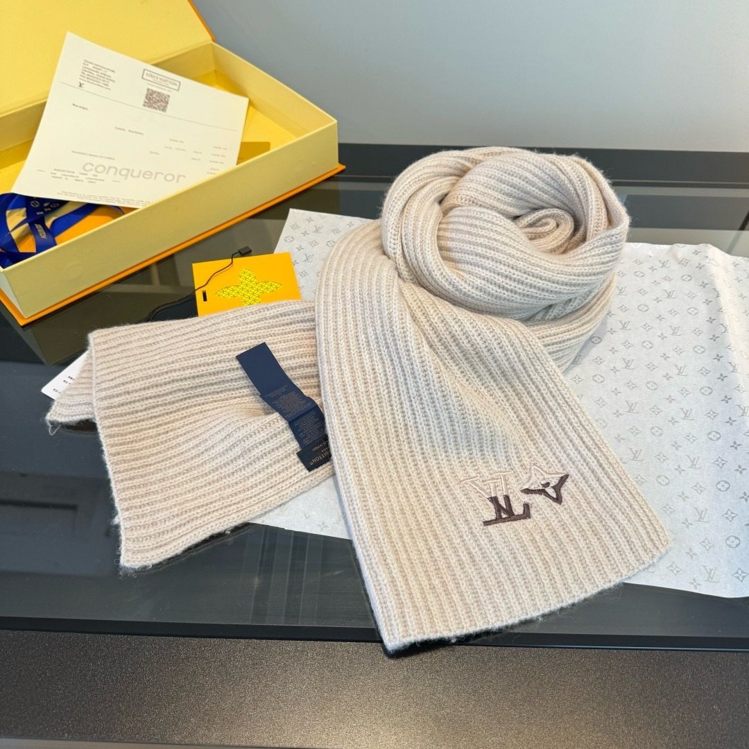 Louis Vuitton Cream Beige Beanie & Scarf Set