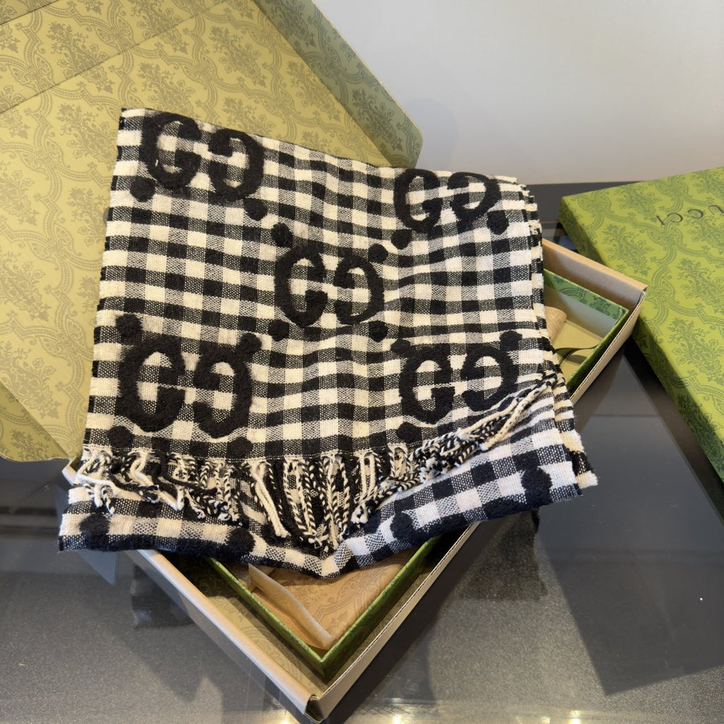 Gucci Black & White Check Scarf