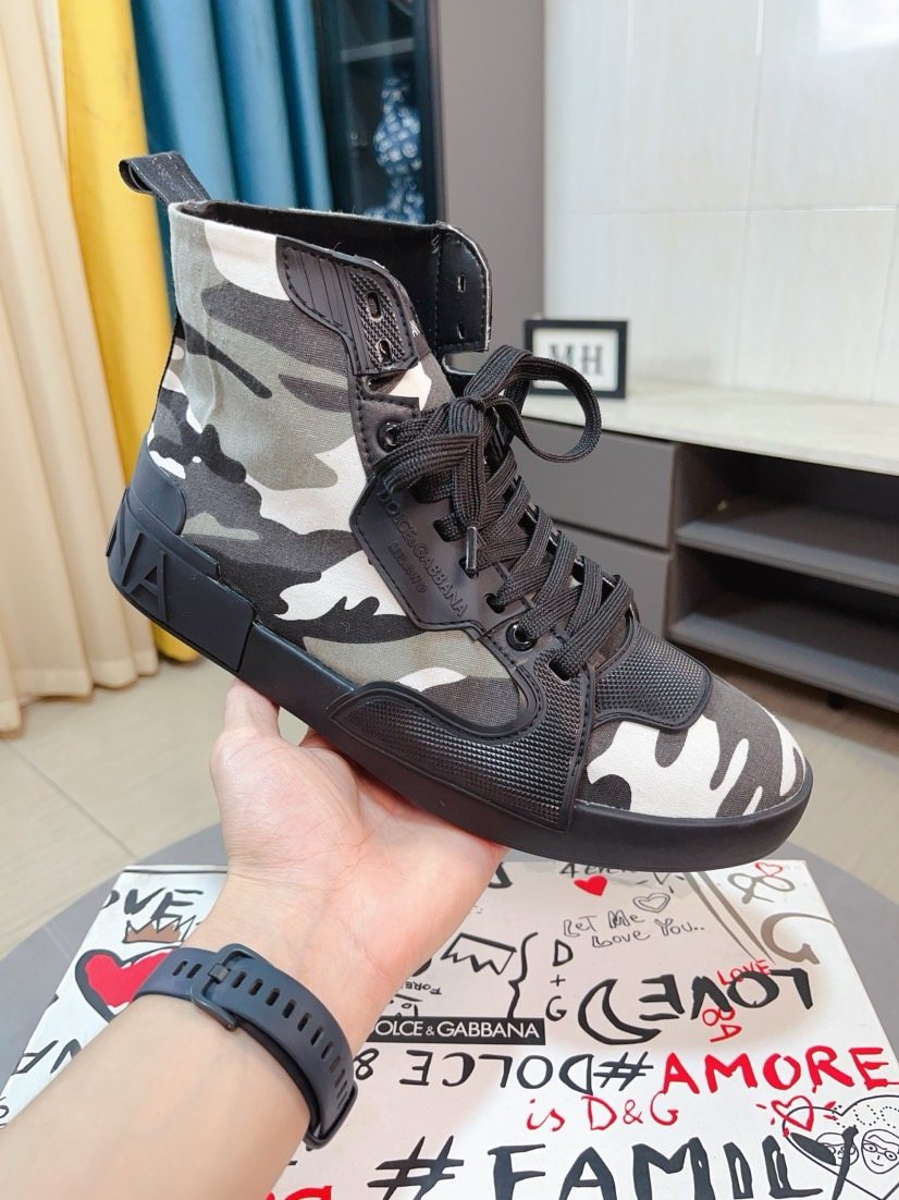 Dolce & Gabbana Camouflage High-Top Sneakers