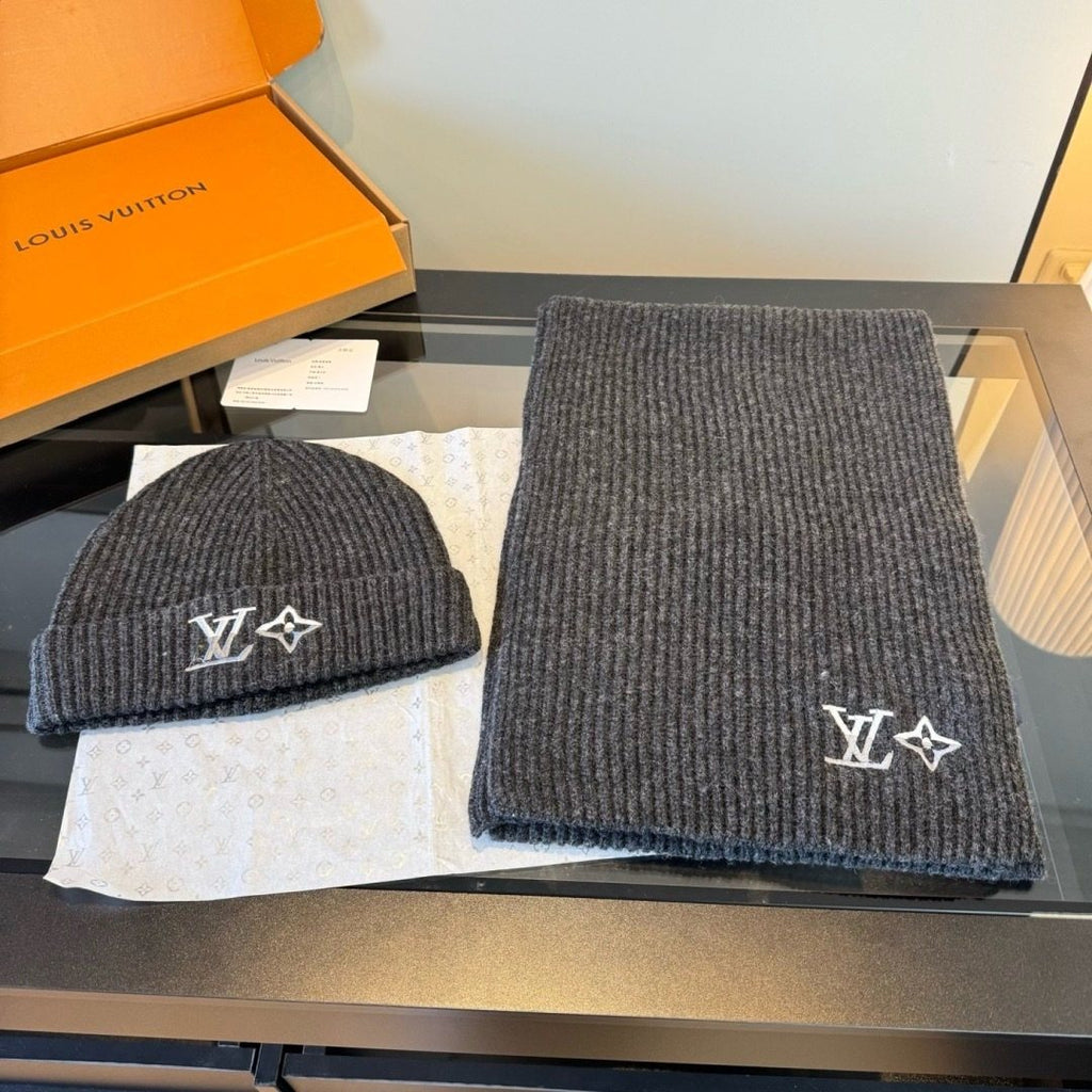 Louis Vuitton Rib-Knit Scarf & Beanie Set