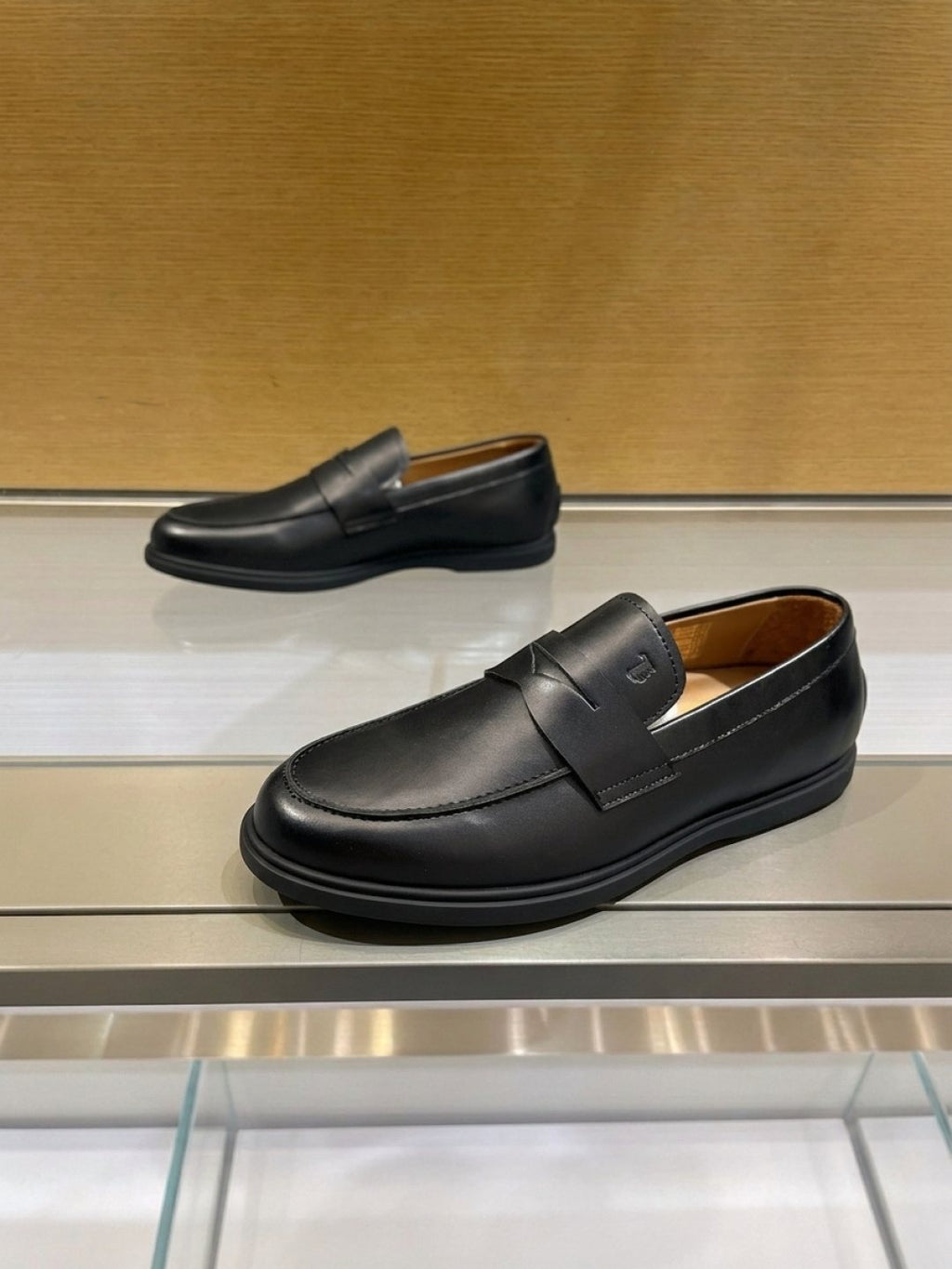 TOD'S Apron-Toe Slip-On Loafers
