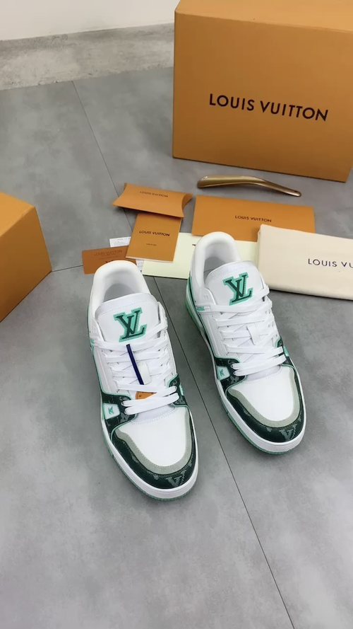 Louis Vuitton Sneakers