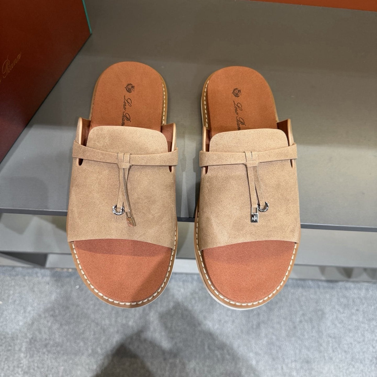 Loro Piana Men's Leather Slide Sandals - Leather Upper And Lining