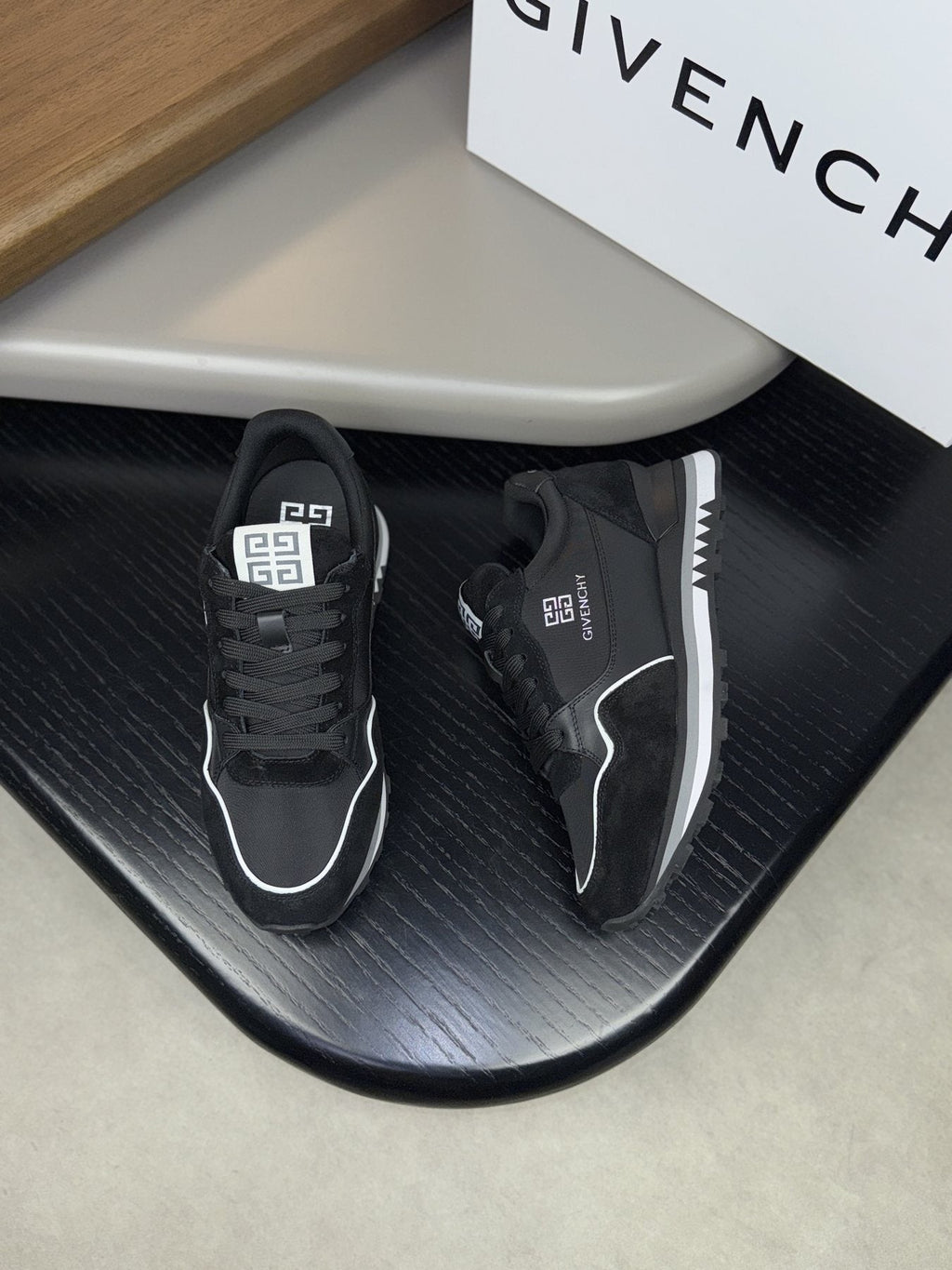 Givenchy Contrast-Trim Lace-Up Sneakers