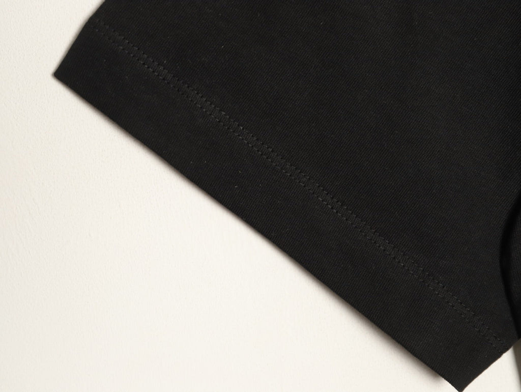 Louis Vuitton Script Lettering Graphic T-Shirt - Black